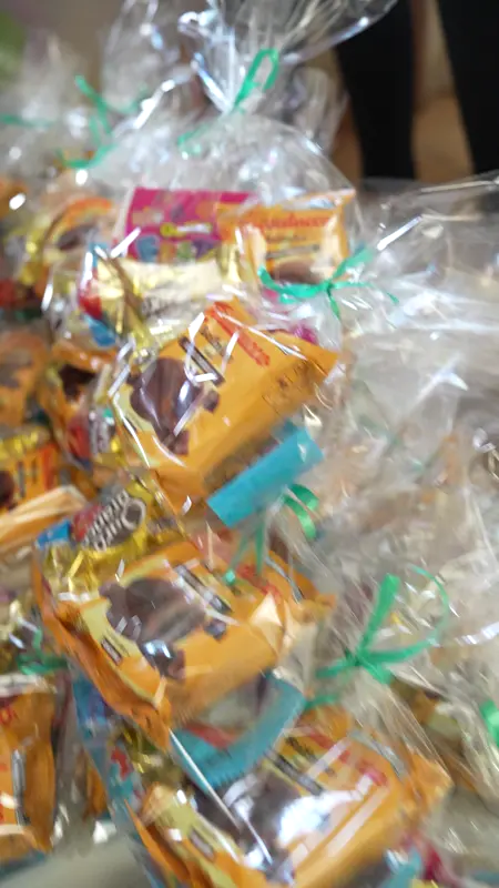 Saquinhos de presentes empilhados